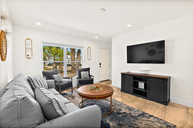 107b A St Unit SI ID1281923P