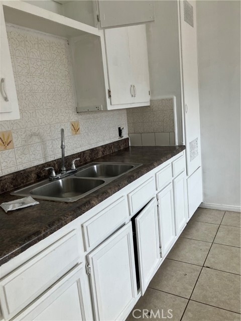 Building Photo - 5541 Linden Ave Rental