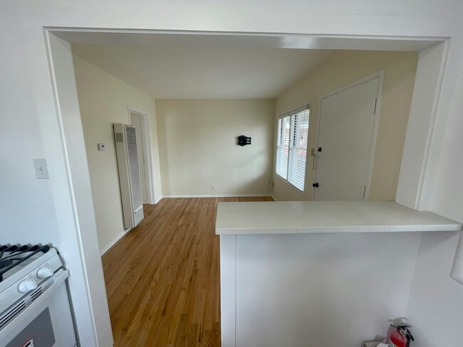 Photo - 767 N 2nd St