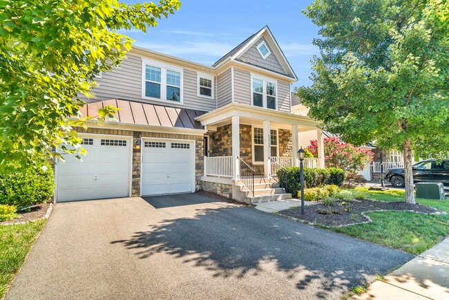 Photo - 42522 Stratford Landing Dr