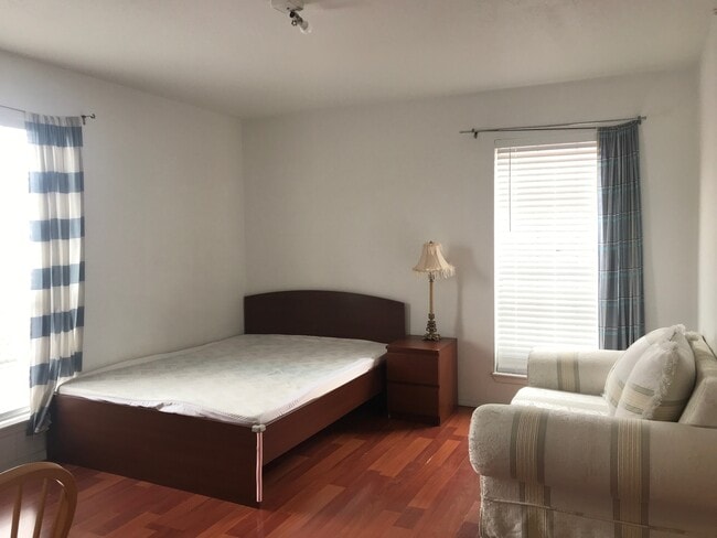 Photo - 9201 Clarewood Dr