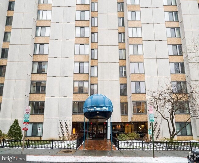 Building Photo - 1440 N St NW Unit 212 Rental