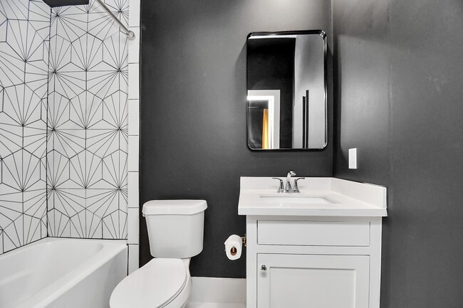 Photo - 2303 Yupon St