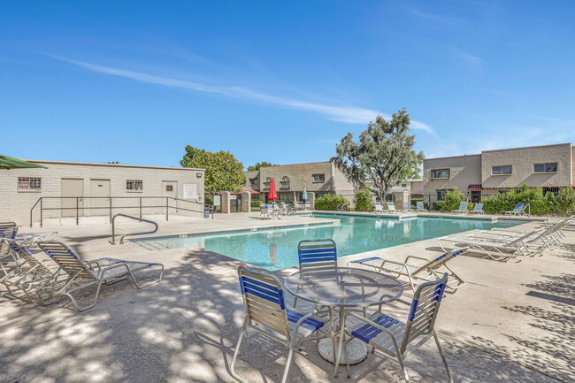 Building Photo - 6833 E Osborn Rd Rental