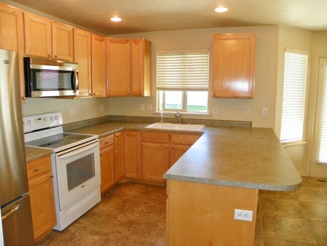 Photo - 3 Bed 2 Bath Home in a Quiet Herriman Neighborhood.