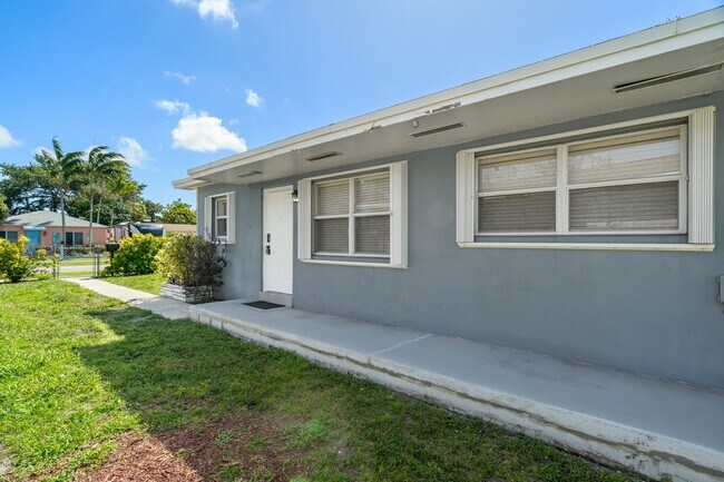 Photo - 2235 Coolidge St Unit 1