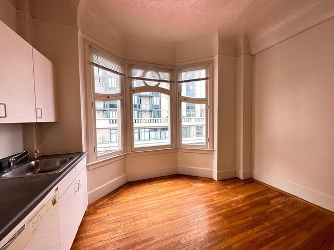 Photo - O'Farrell Associates LLC.