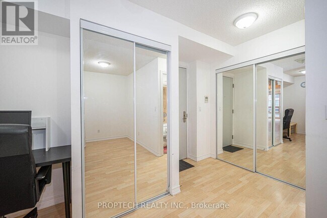 Photo - 761 Bay St. Unit 411