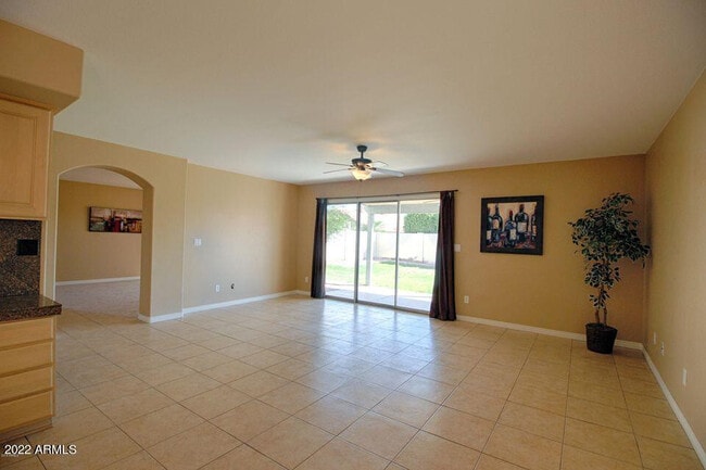 Photo - 15453 S 44th Pl