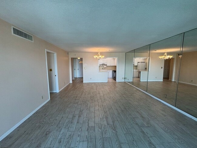 Photo - 420 64th Ave