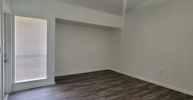 Photo - Timberland Apartments