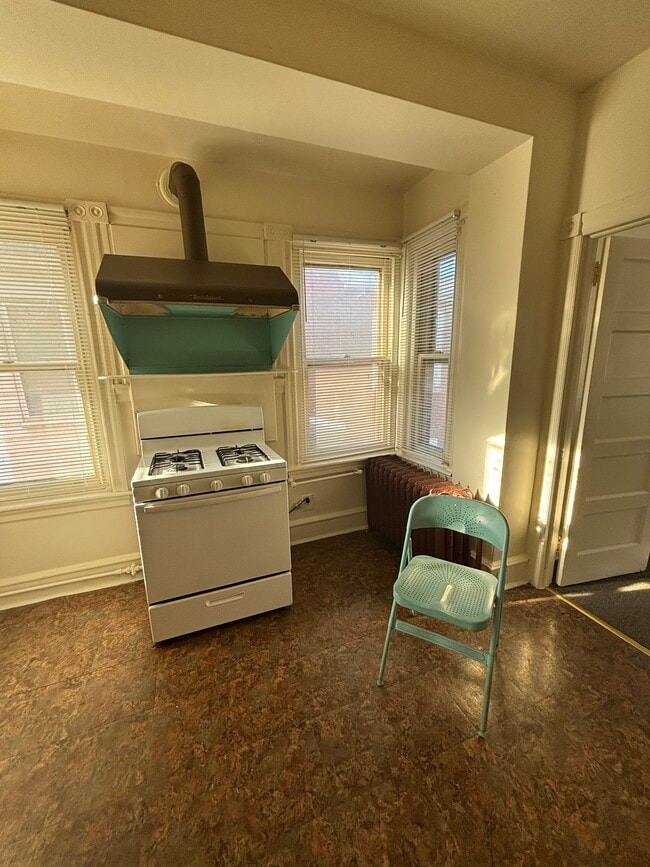 Comer en la cocina - 1305 Foulkrod St Unidad Northwood