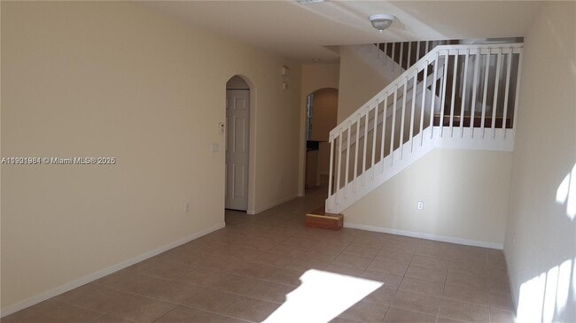 Building Photo - 2853 SW 85th Ave