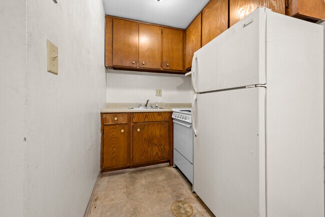 Photo - 24 Deerfield Ct Unit D