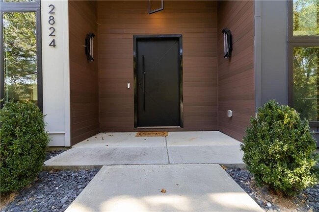 Photo - 2824 Ashford Rd NE