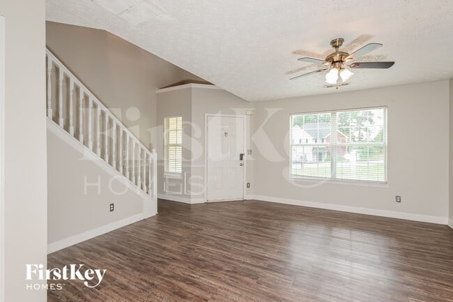 Photo - 4447 Chester Ln