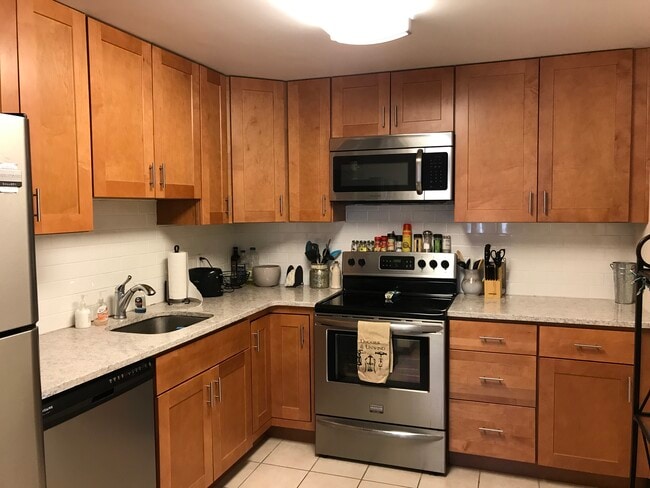 Photo - 2302 Perot St Unit 3