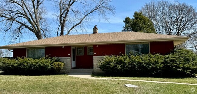 Building Photo - 2670 N 116th St Unit 2672 Rental