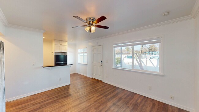 Photo - 15489 Marty Dr