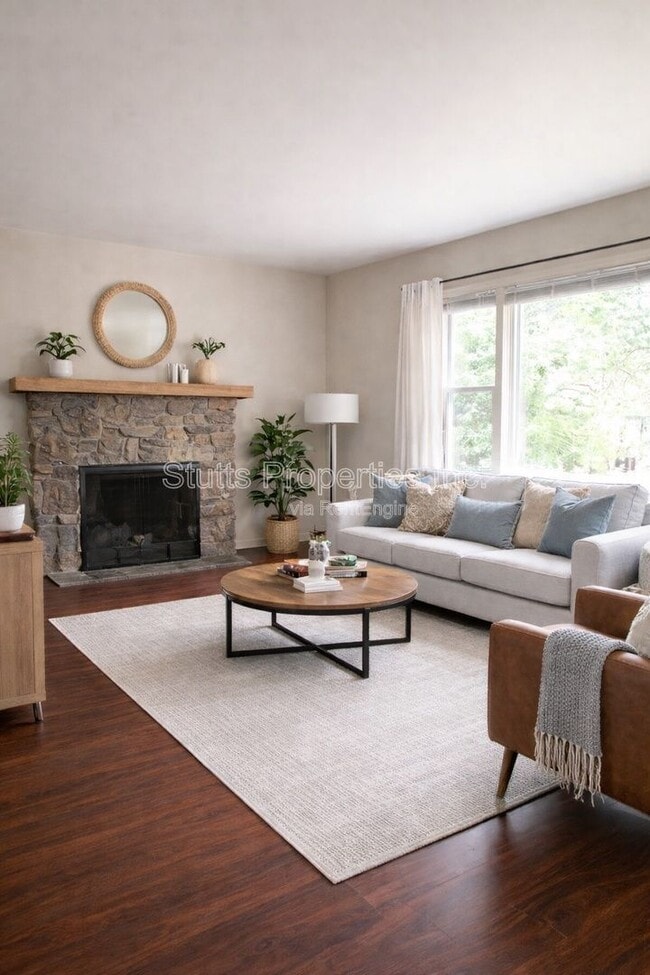 Photo - 1938 Shade Ave