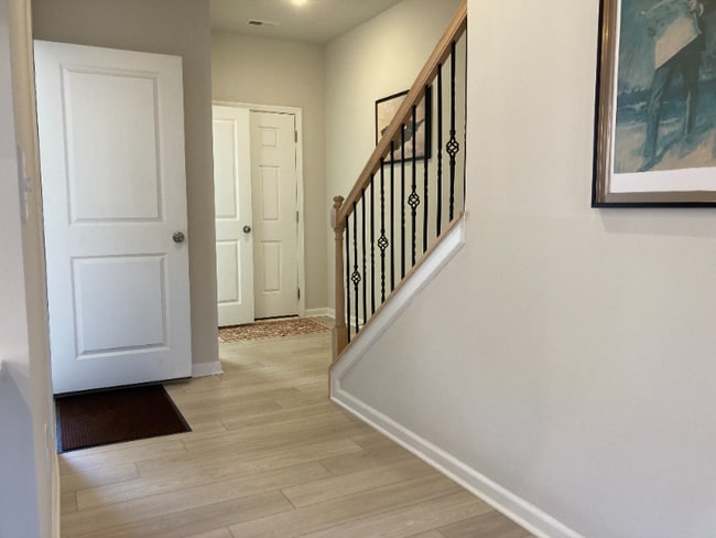 Photo - 12 Twiggs Ln