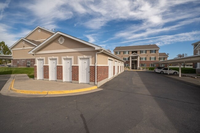 Stone Brook Apartments