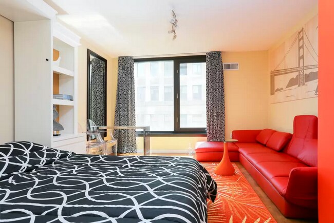 Photo - 199 New Montgomery St Unidad 303
