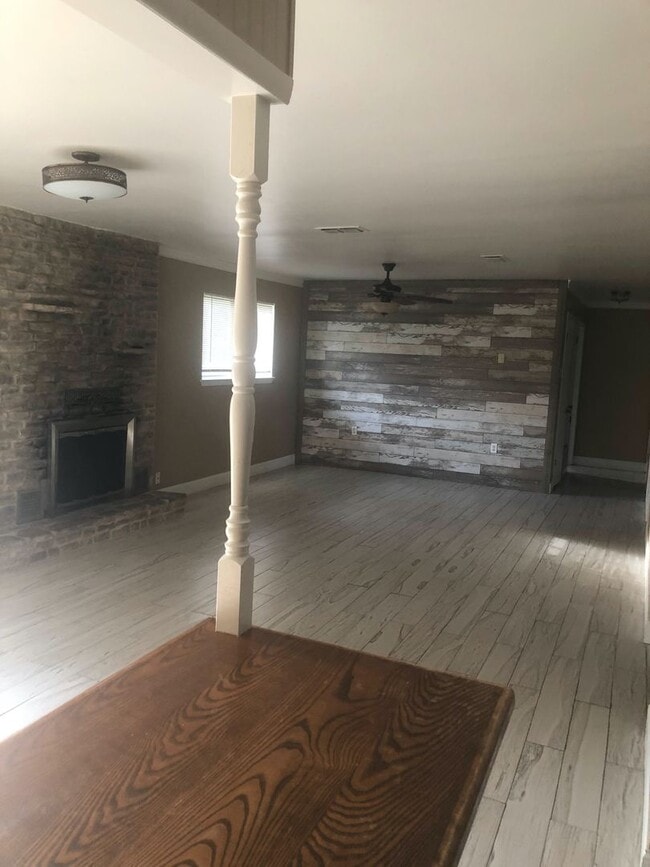 Photo - Nice Country living!