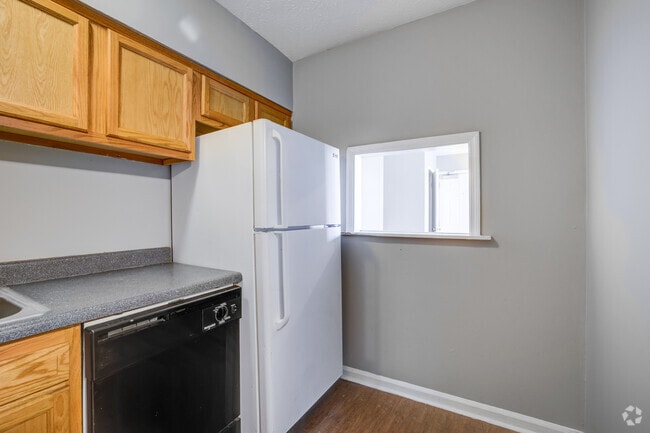 2BD, 1BA, 900SF - Thoroughbred Crossing