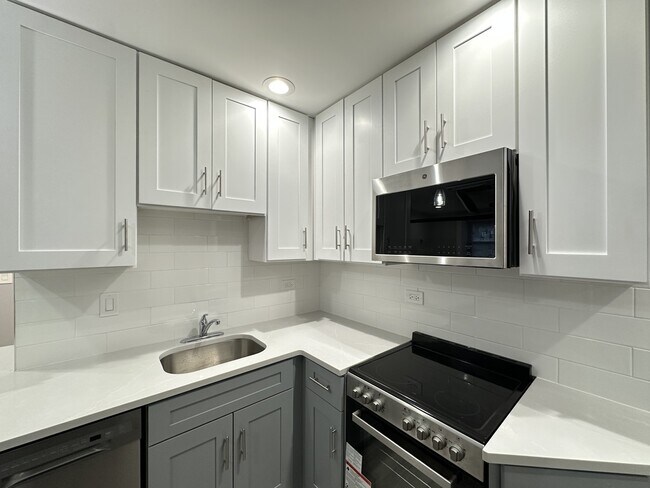 Photo - 1224 W Rosemont Ave Unidad 6H