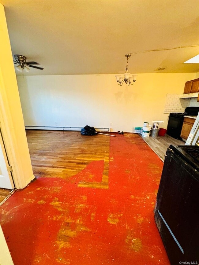 Photo - 106-12 156th St Unit 3rd Fl