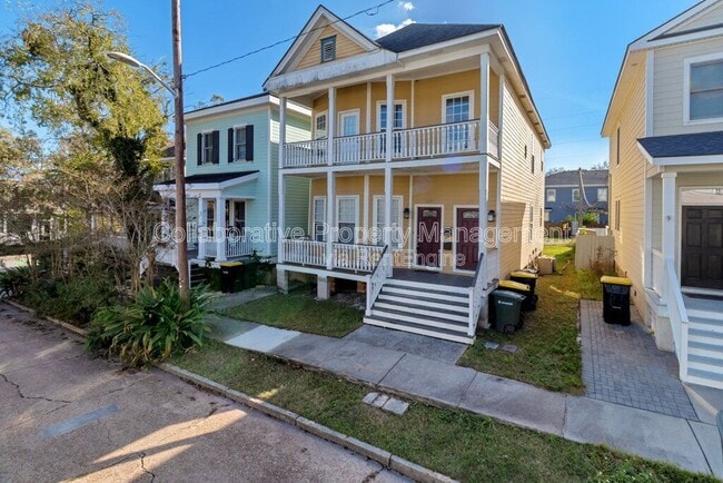 Building Photo - 419 E 31st St