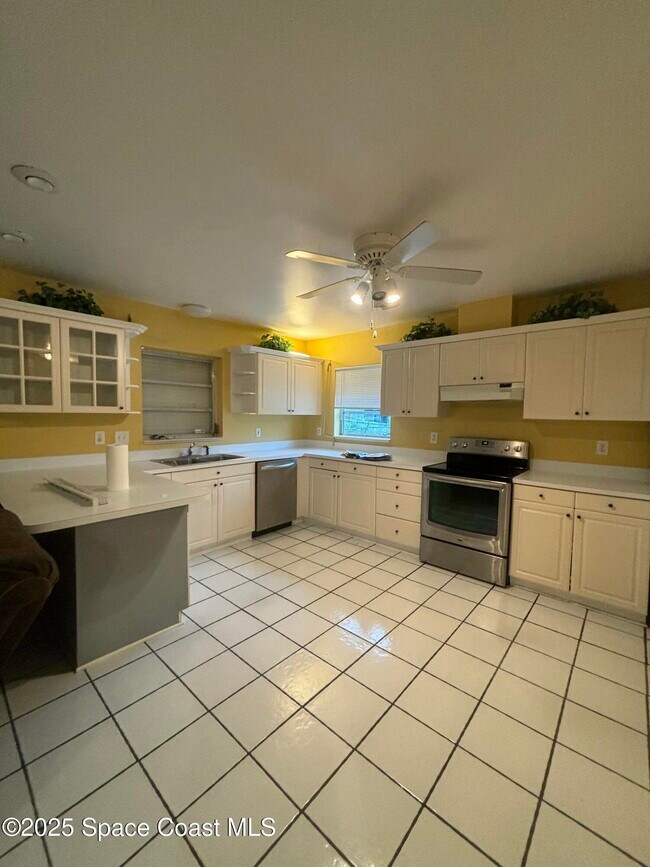 Photo - 2660 Pine St NE