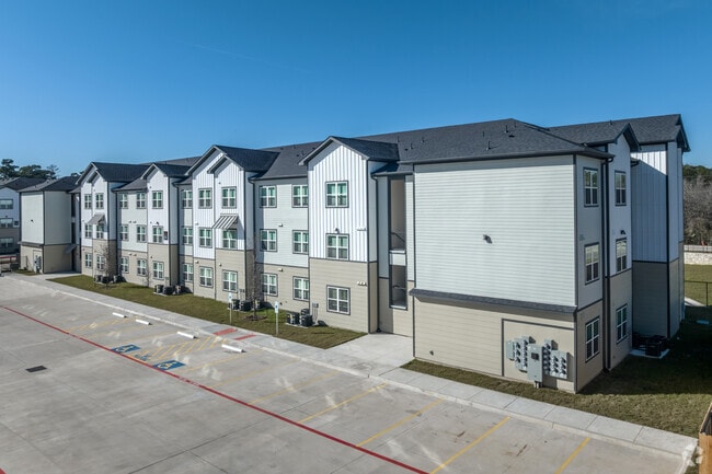 Foto alternativa del edificio - Tapestry Woodland Hills