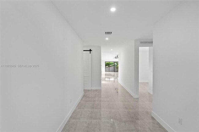 Photo - 8570 SW 198th St