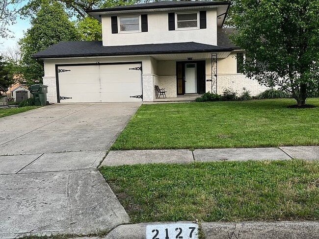 Building Photo - 2127 Honeytree Ct