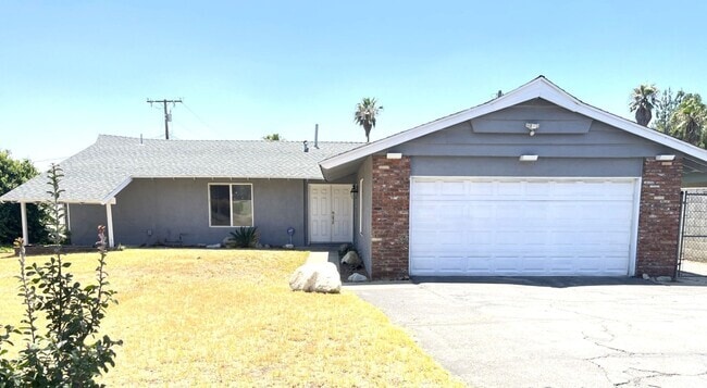 Building Photo - RANCHO CUCAMONGA UPDATED Family Home 4+2 A...