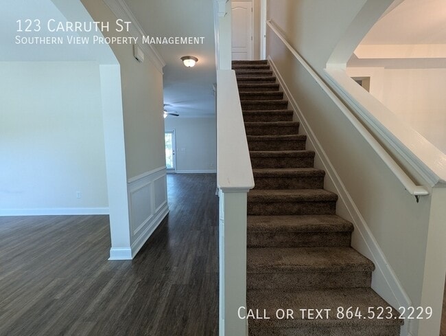 Photo - 123 Carruth St