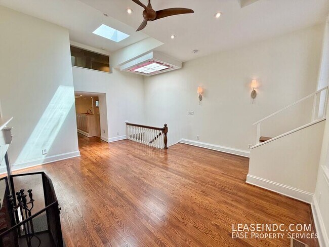 Photo - 1770 Church St NW Unidad #A