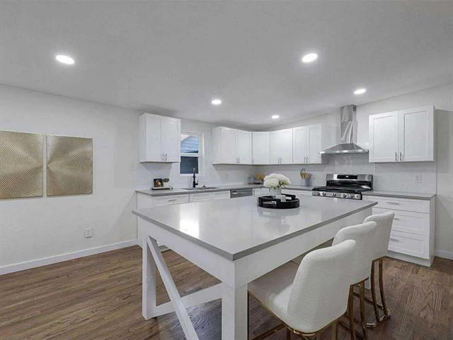Photo - 10913 Joaquin Dr