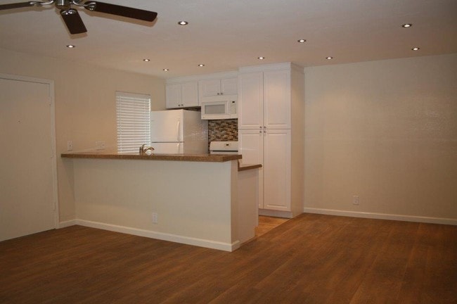 Photo - 2845 S Fairview St Unit G