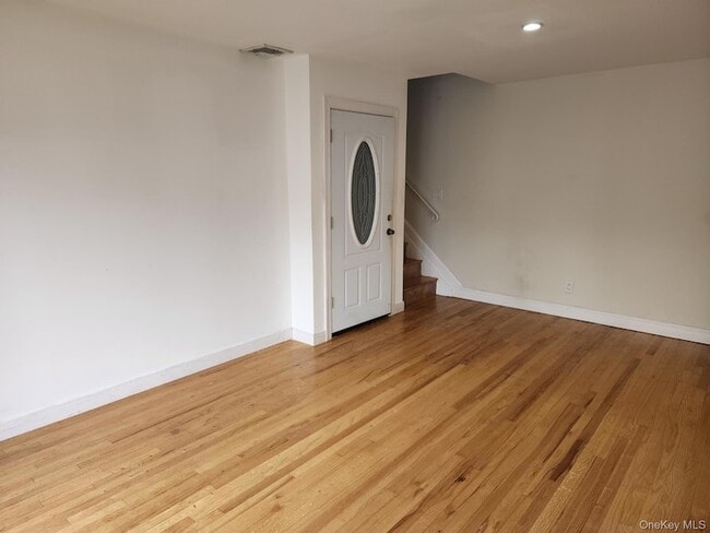 Photo - 3423 Milburn Ave
