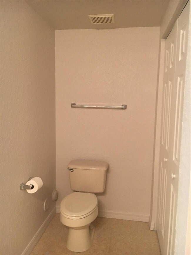Photo - 1712 Belmont Ln