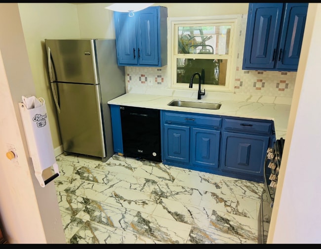 Photo - 15012 Cordell Ave