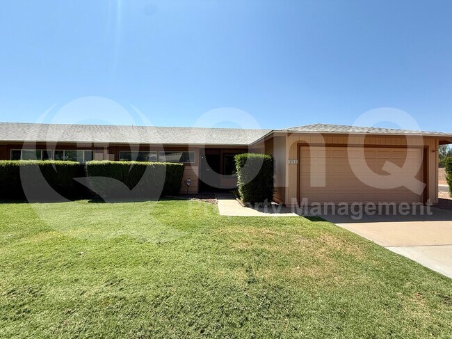 Building Photo - 4950 E Lake Point Cir