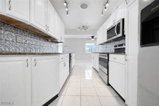 Photo - 1010 SE 43rd Terrace