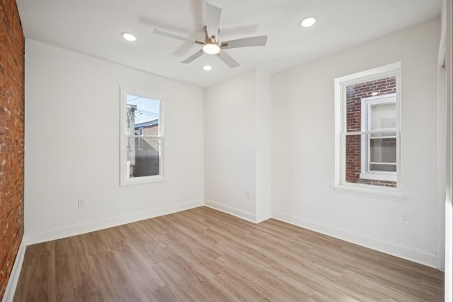 Photo - 5644 Blakemore St