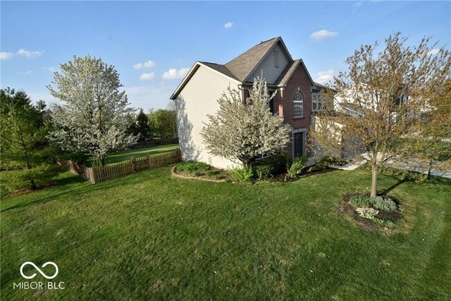 Photo - 5742 Cantigny Way N