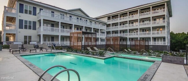 Photo - 1 br, 1 bath Condo - 5864 Stags Leap Dr Fl...