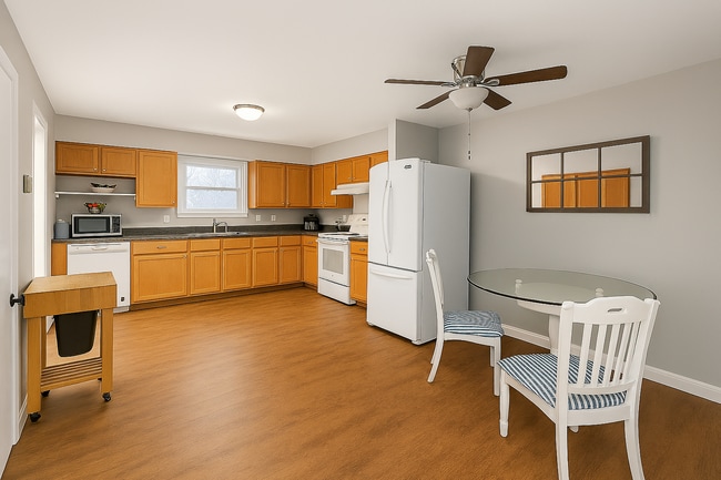 Photo - 704 Erin Dr Unit 704 Erin Dr.